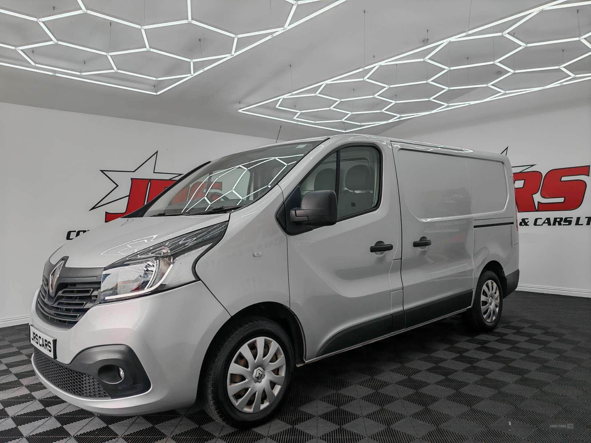 May 2019 Renault Trafic SL27 ENERGY dCi 125 Business+ Van