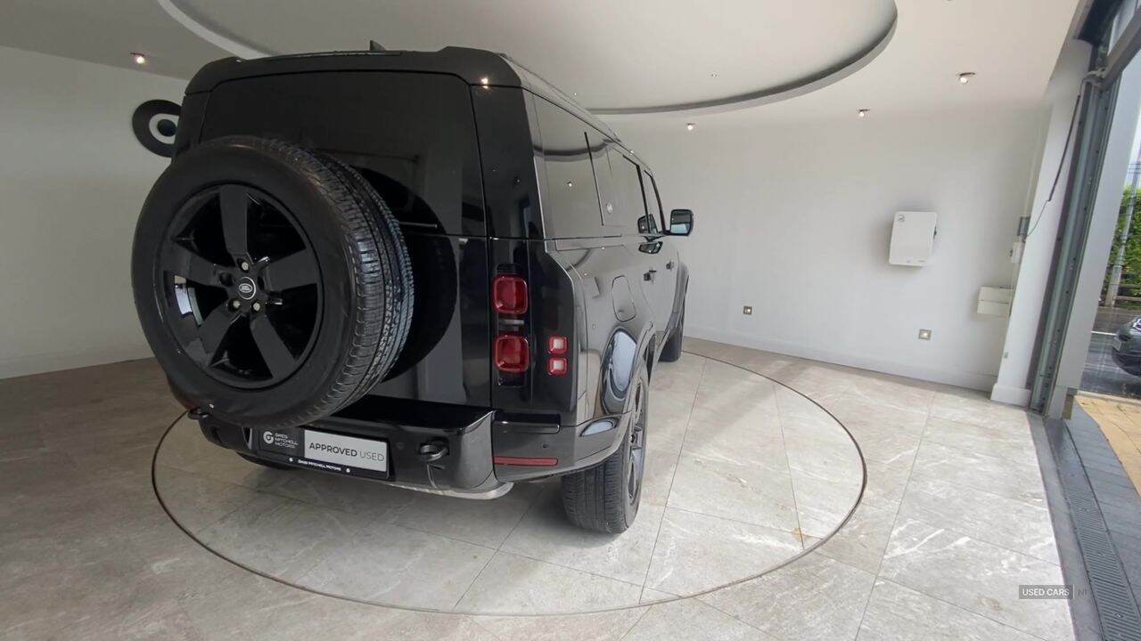 Mar 2024 Land Rover Defender 3.0 D250 X-Dynamic SE 110 5dr Auto