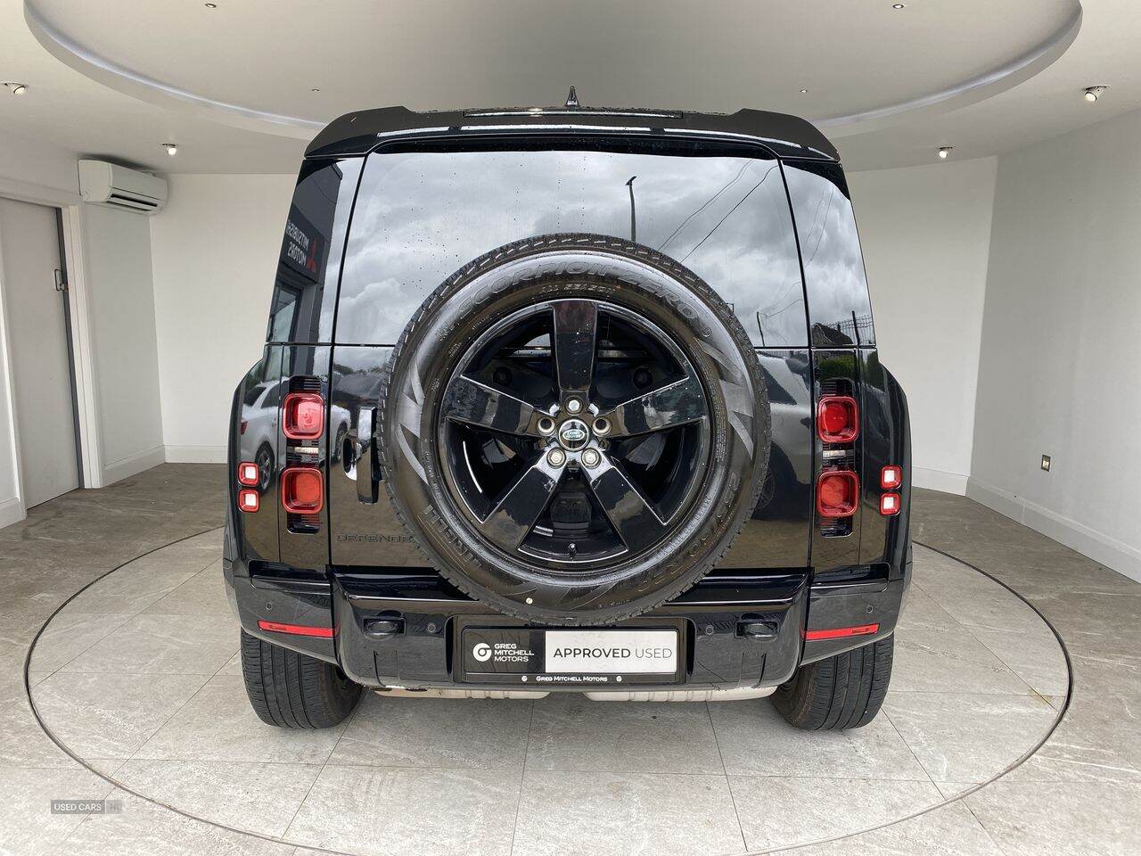 Mar 2024 Land Rover Defender 3.0 D250 X-Dynamic SE 110 5dr Auto