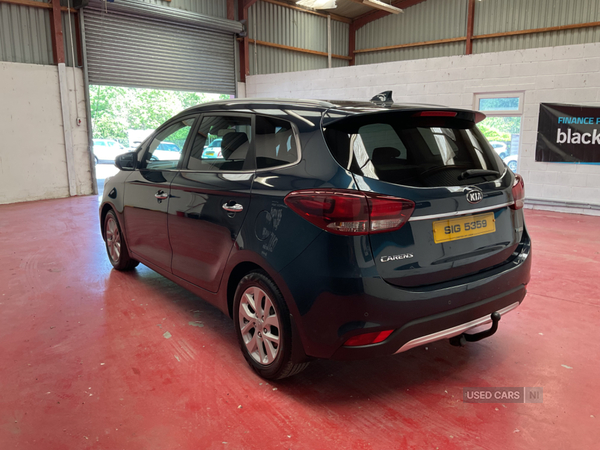 Kia Carens DIESEL ESTATE in Antrim