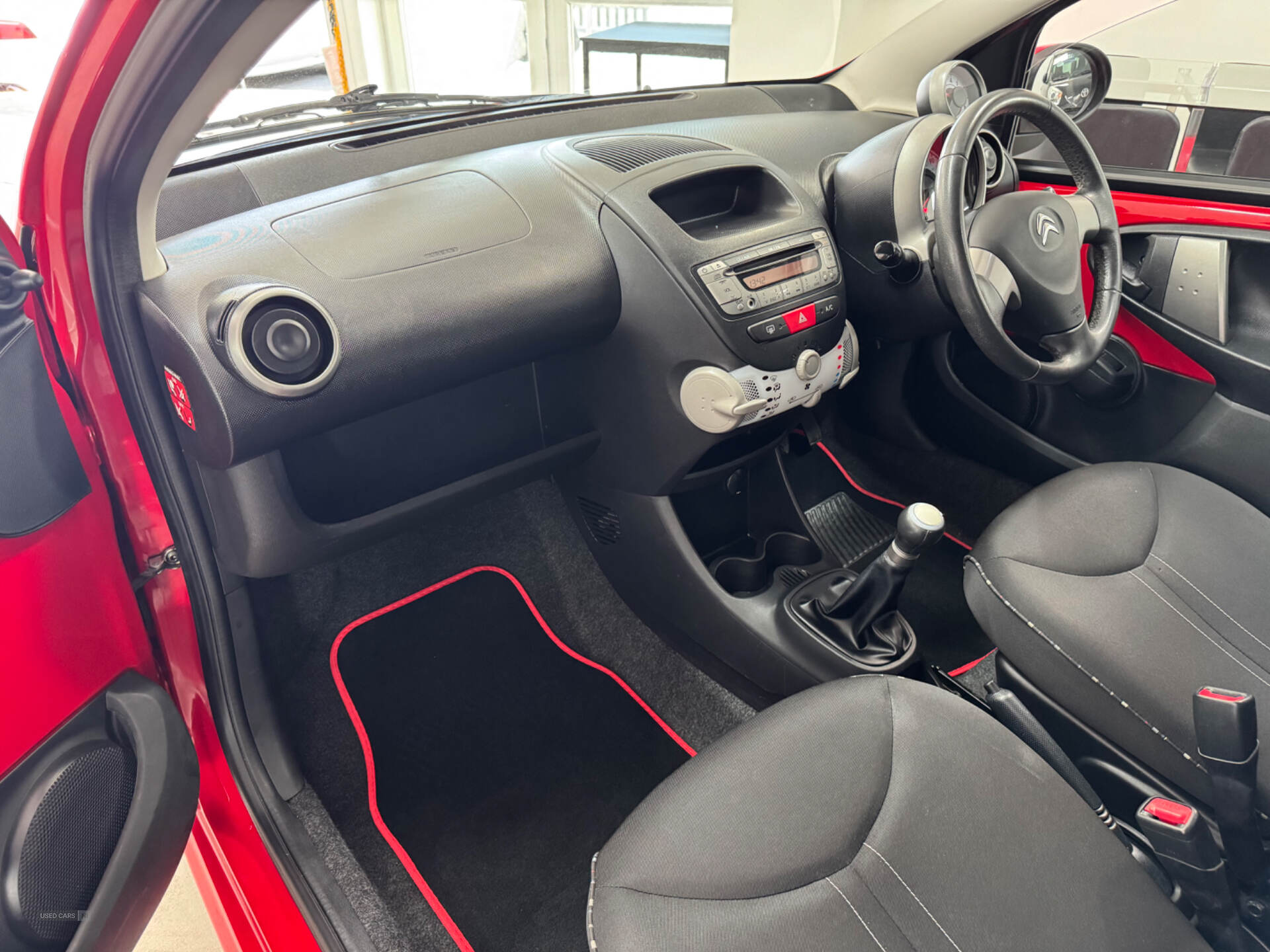 Citroen C1 HATCHBACK in Down