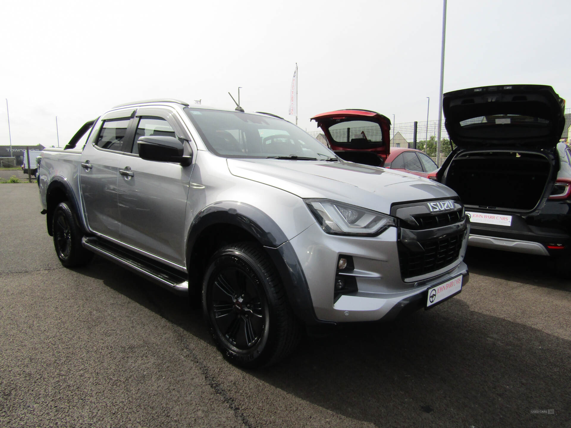 May 2023 Isuzu D-Max 1.9 V-Cross Double Cab 4x4 Auto
