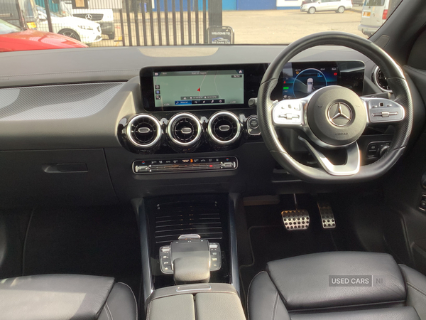 Mercedes GLA-Class HATCHBACK SPECIAL EDITIONS in Down