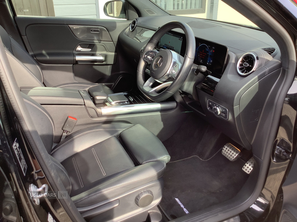 Mercedes GLA-Class HATCHBACK SPECIAL EDITIONS in Down