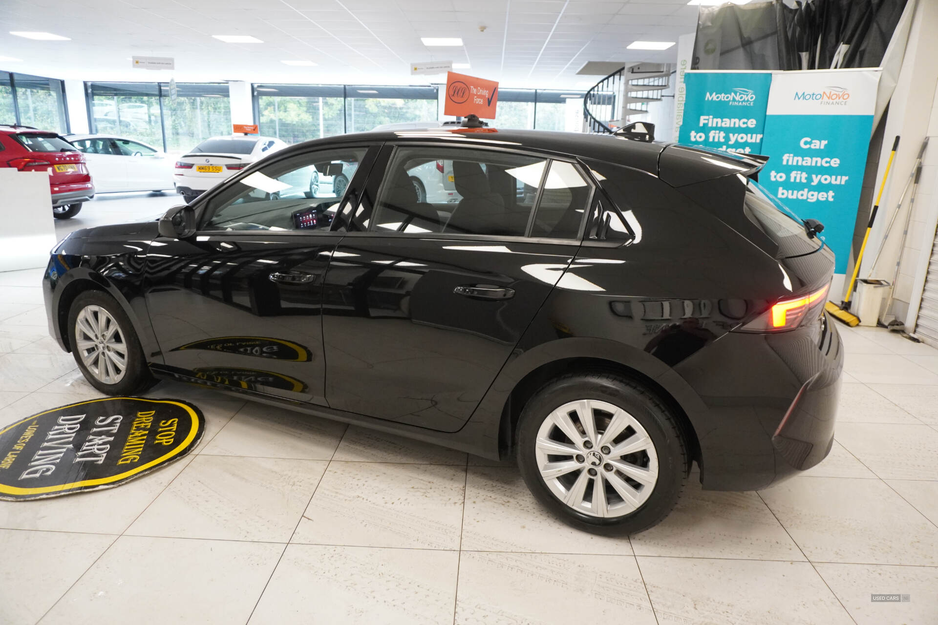 Feb 2023 Vauxhall Astra 1.2 Turbo Design 5dr