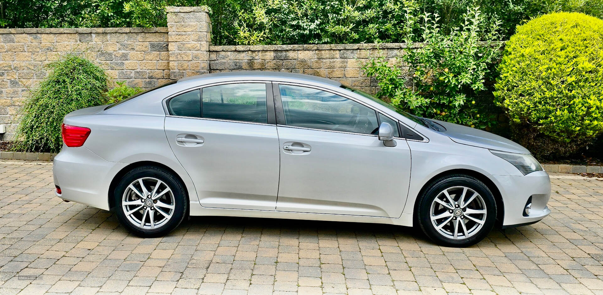Jul 2014 Toyota Avensis 2.0 D-4D Icon 4dr