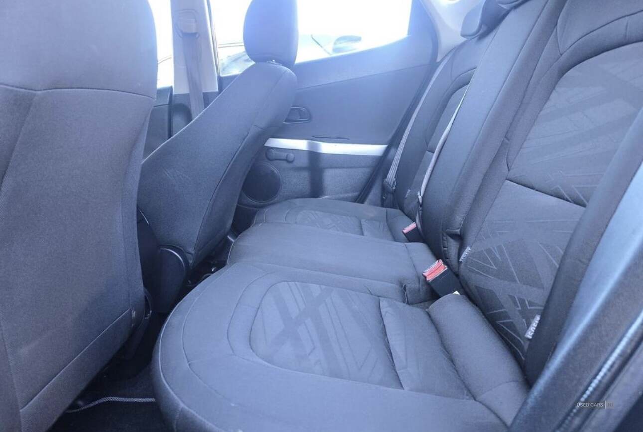 Jul 2015 Kia Ceed 1.6 CRDi 2 EcoDynamics 5dr