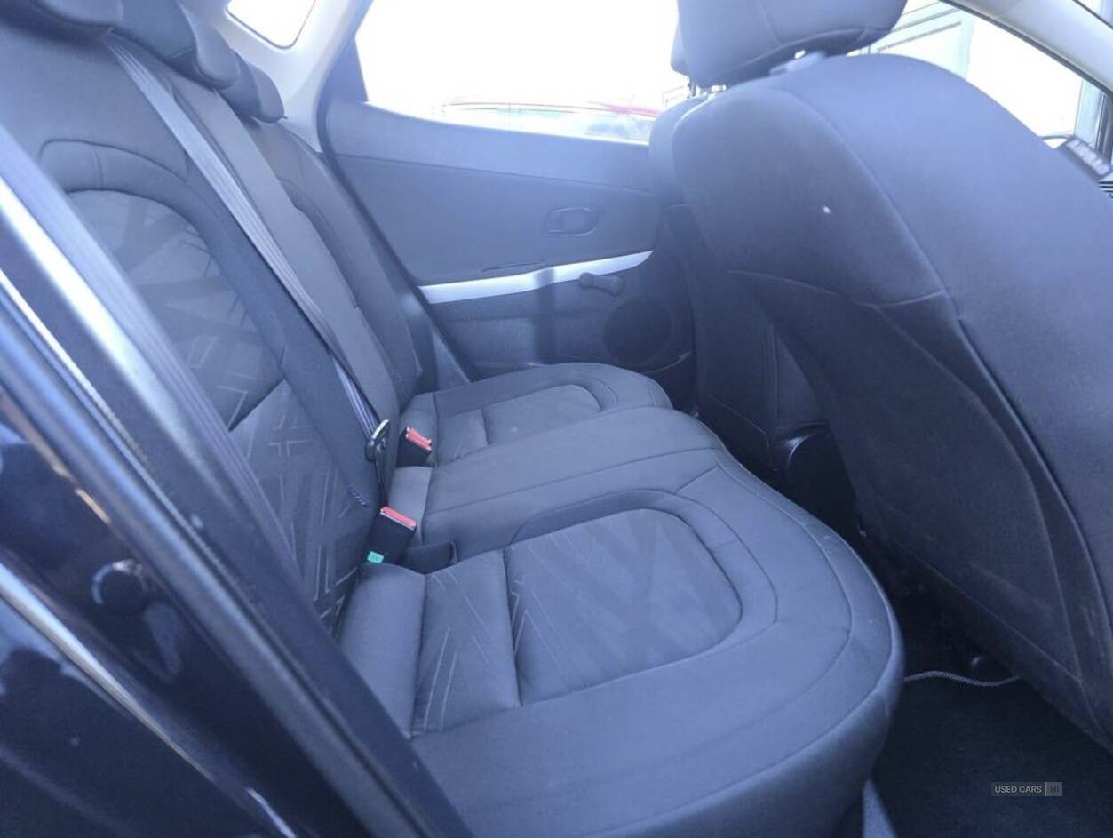 Jul 2015 Kia Ceed 1.6 CRDi 2 EcoDynamics 5dr