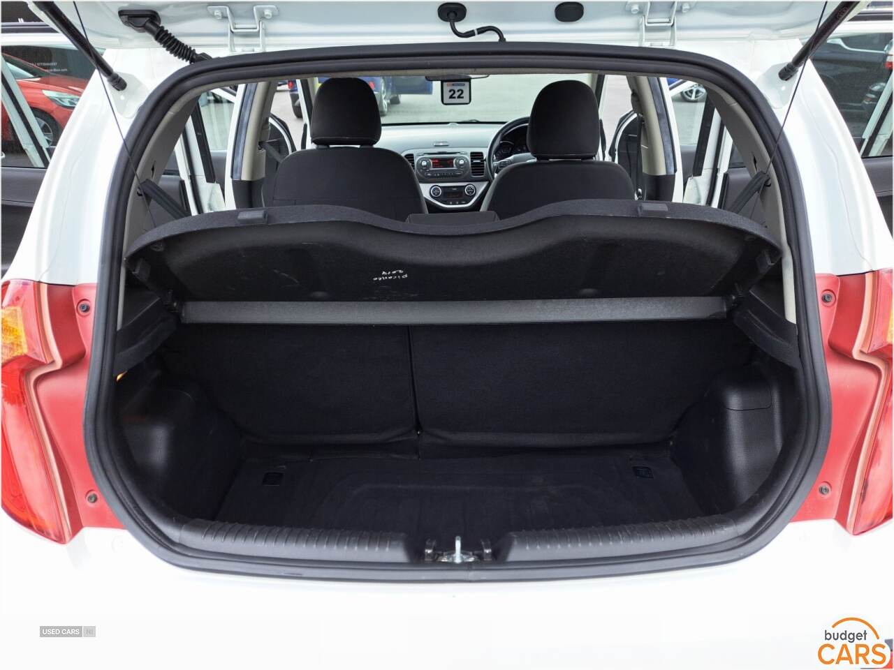 Kia Picanto HATCHBACK in Down