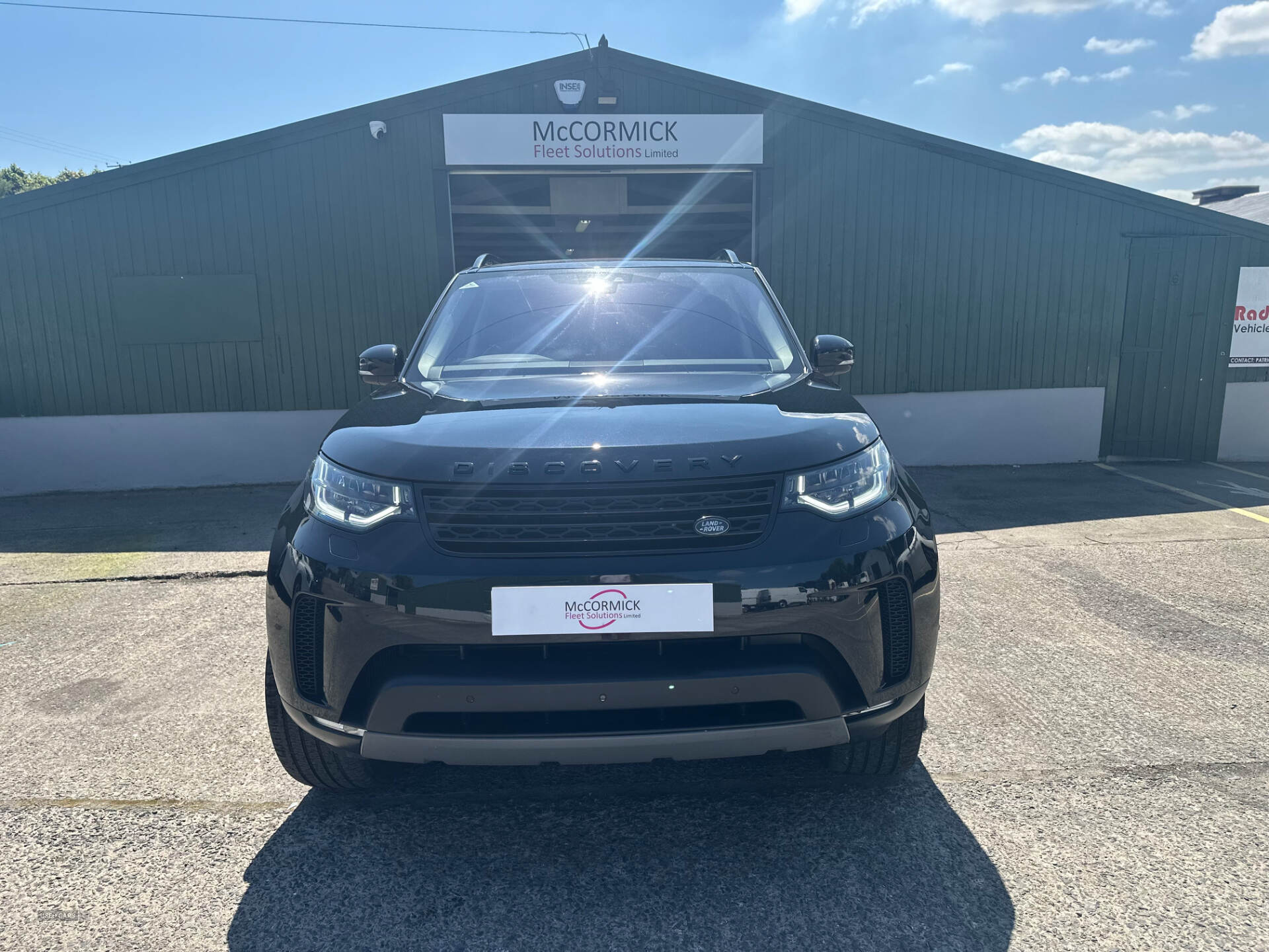 Mar 2017 Land Rover Discovery 3.0 TD6 First Edition 5dr Auto