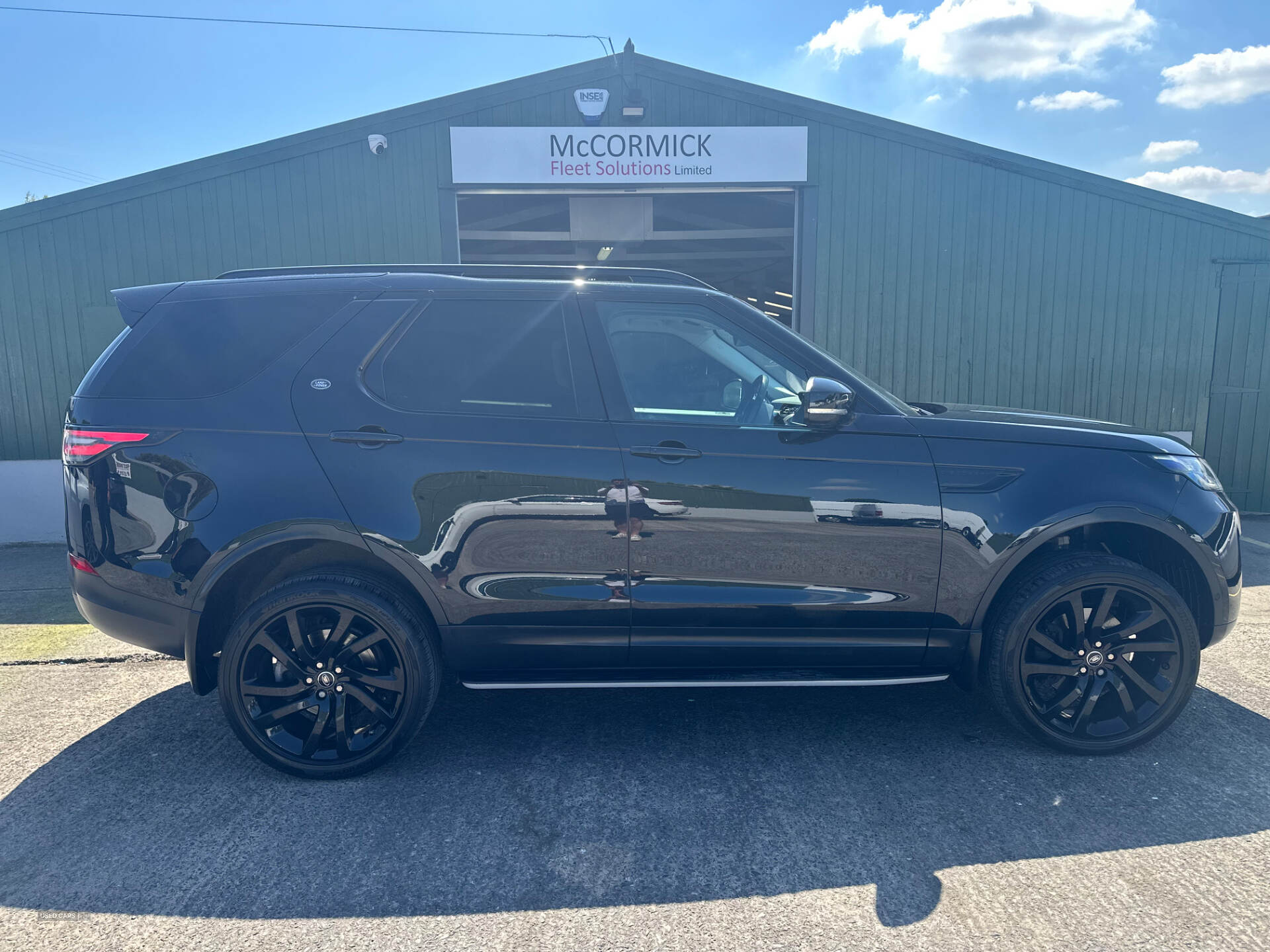 Mar 2017 Land Rover Discovery 3.0 TD6 First Edition 5dr Auto