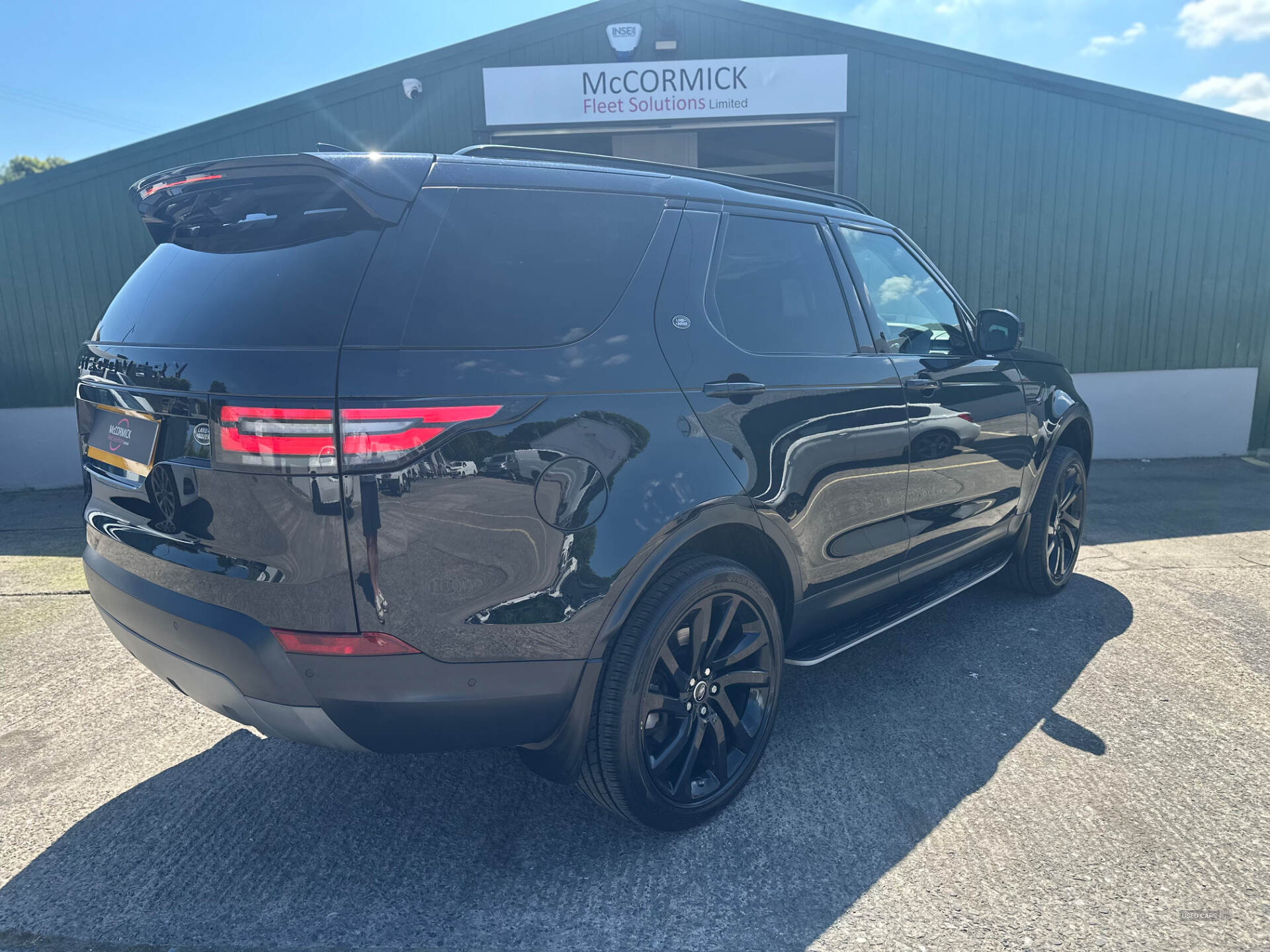 Mar 2017 Land Rover Discovery 3.0 TD6 First Edition 5dr Auto