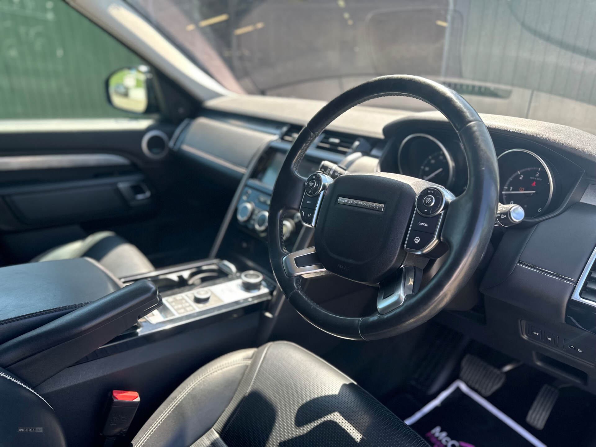 Mar 2017 Land Rover Discovery 3.0 TD6 First Edition 5dr Auto
