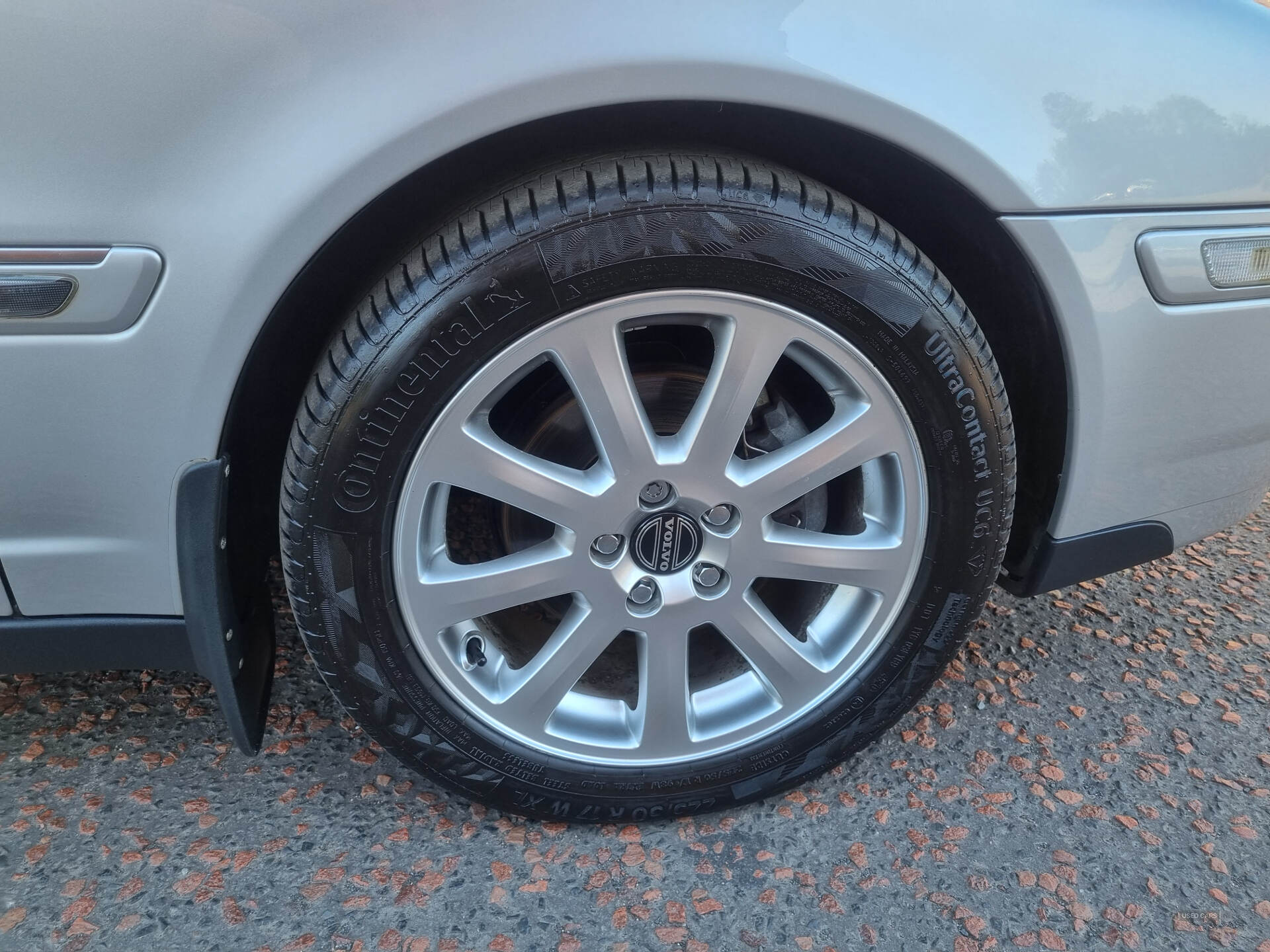 Feb 2006 Volvo S80 2.4 D5 SE Lux 4dr Auto