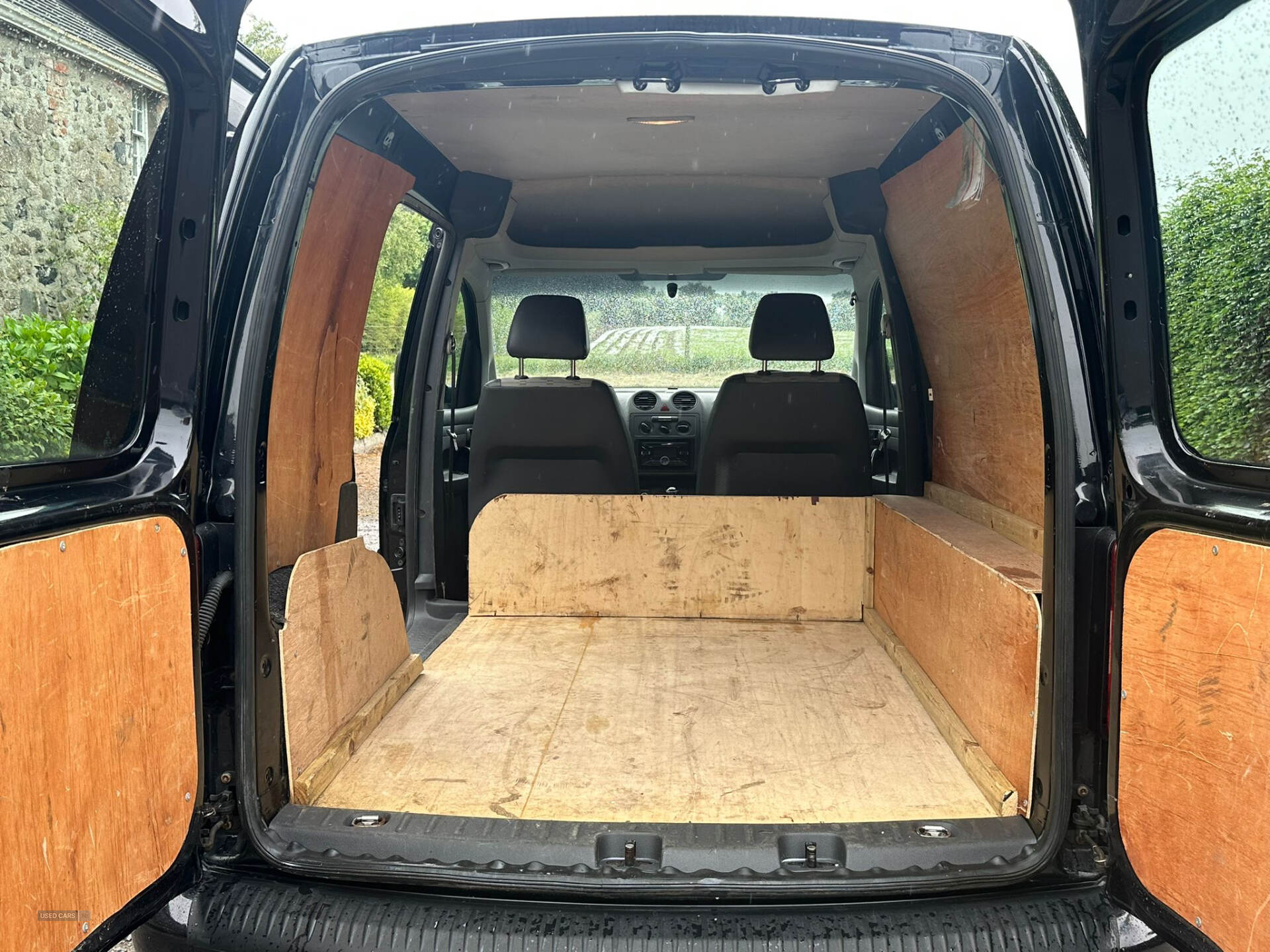 Dec 2010 Volkswagen Caddy 1.6 TDI 102PS Van