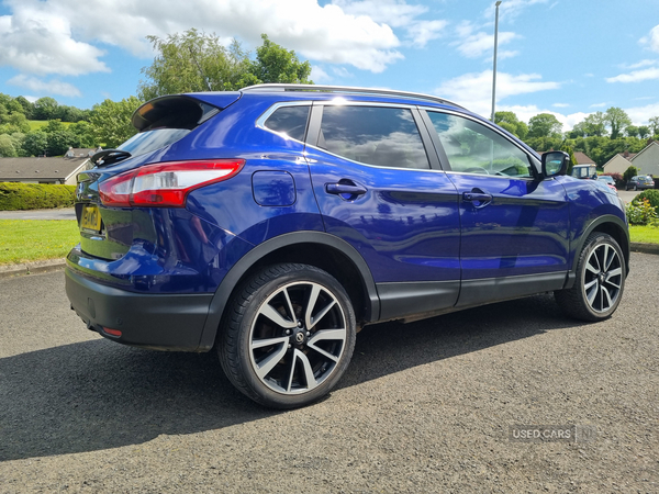 Nissan Qashqai DIESEL HATCHBACK in Derry / Londonderry