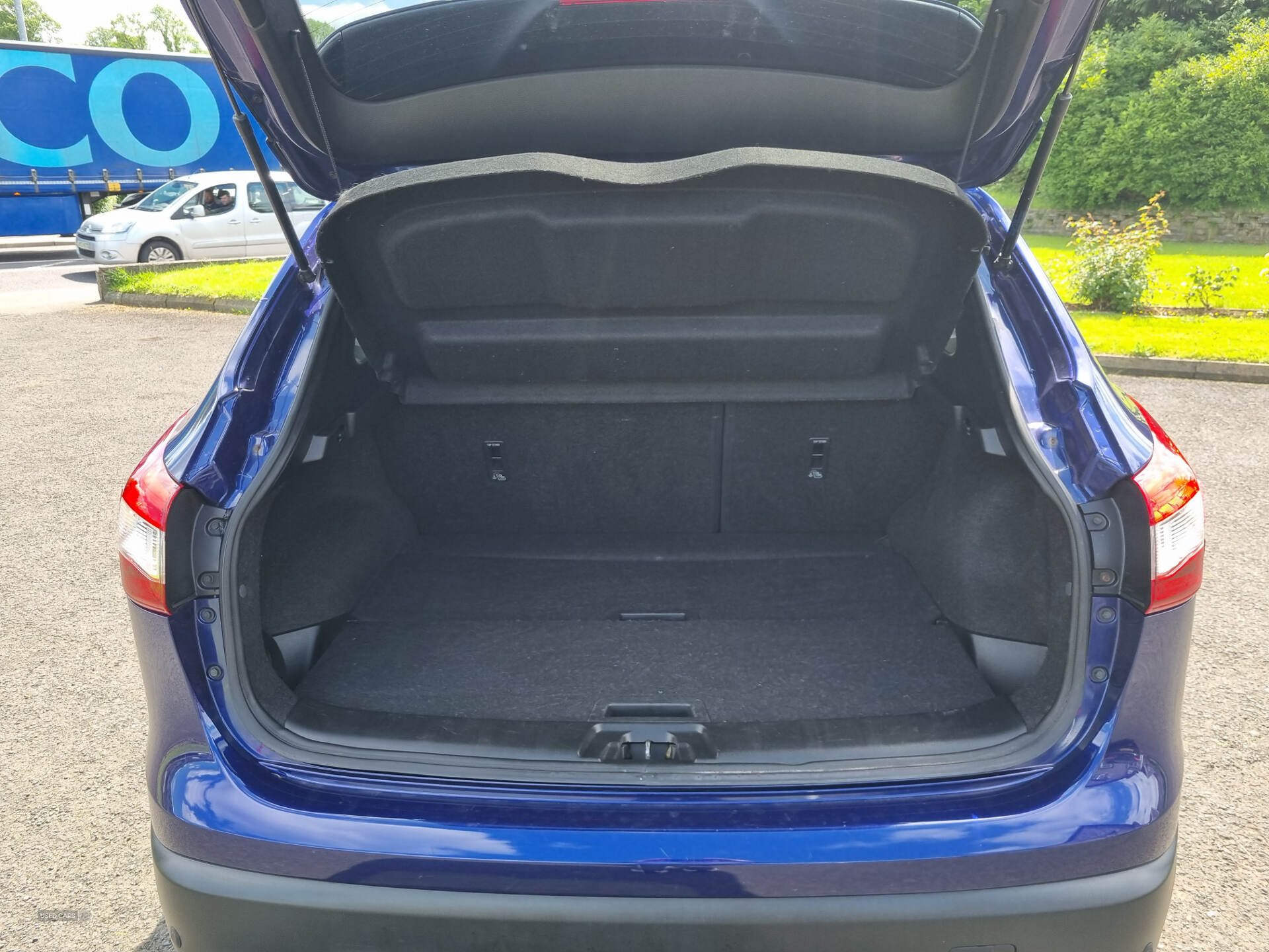 Nissan Qashqai DIESEL HATCHBACK in Derry / Londonderry