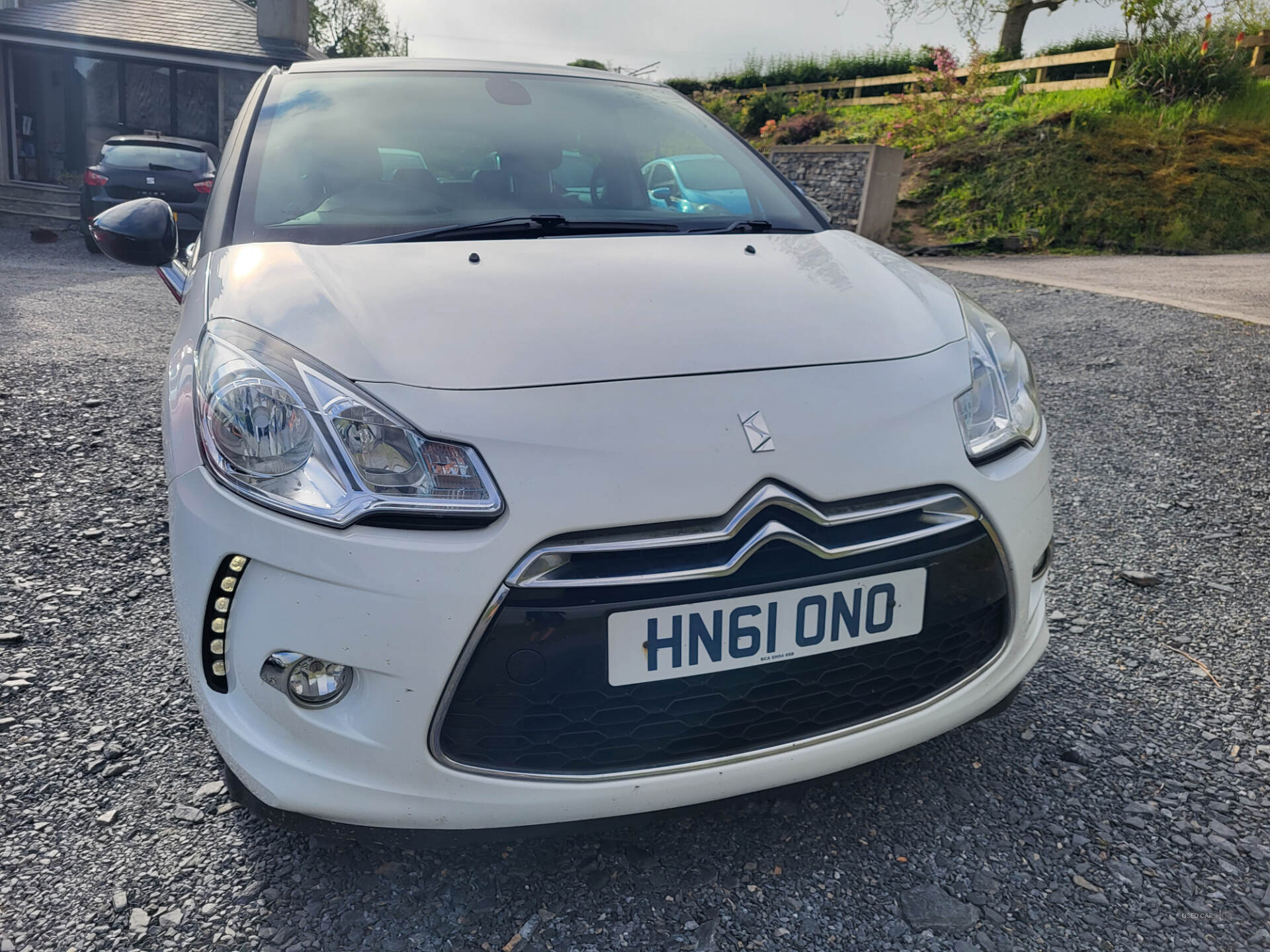 Dec 2011 Citroen DS3 1.6 e-HDi Airdream DStyle Plus 3dr