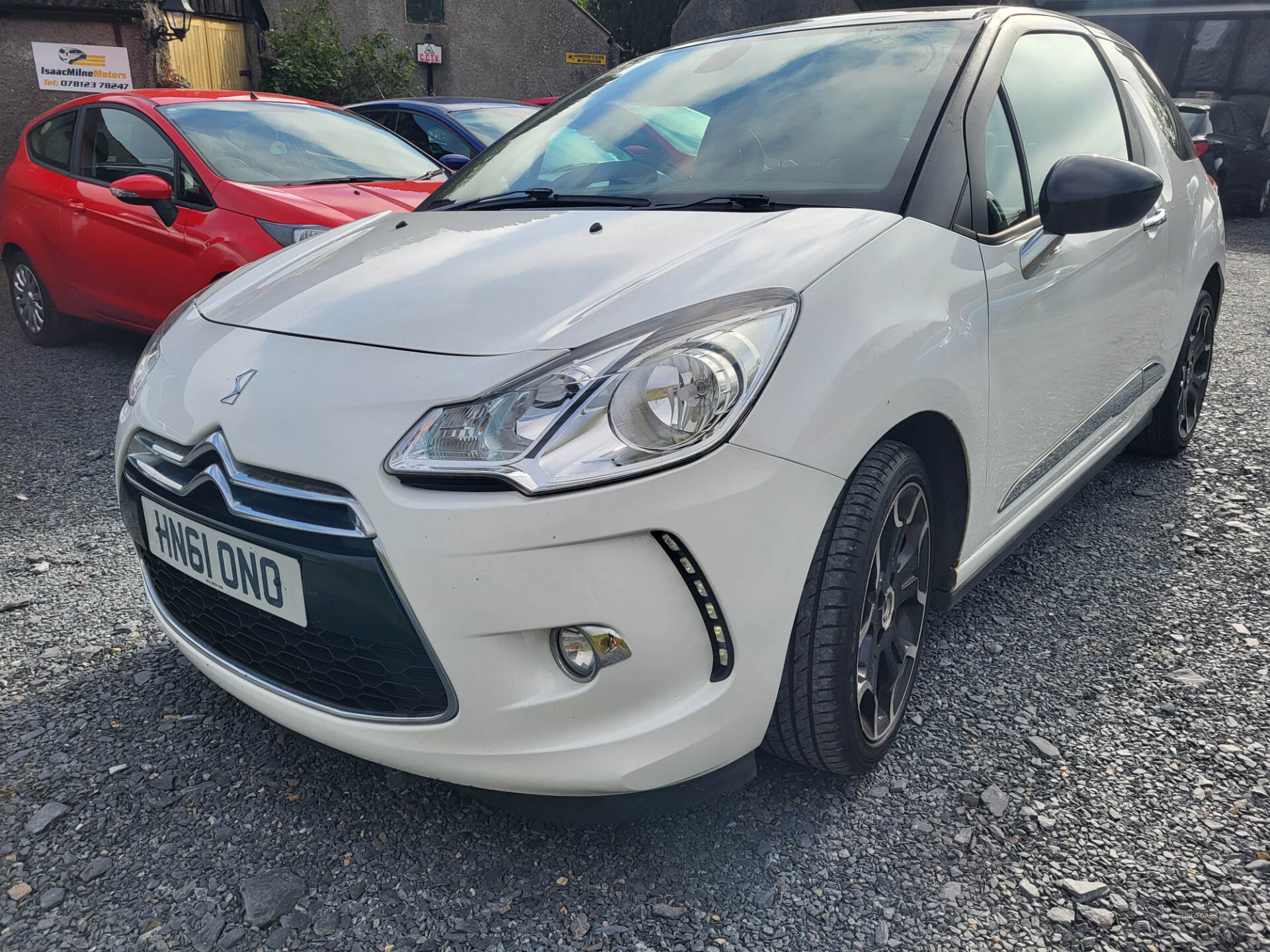 Dec 2011 Citroen DS3 1.6 e-HDi Airdream DStyle Plus 3dr