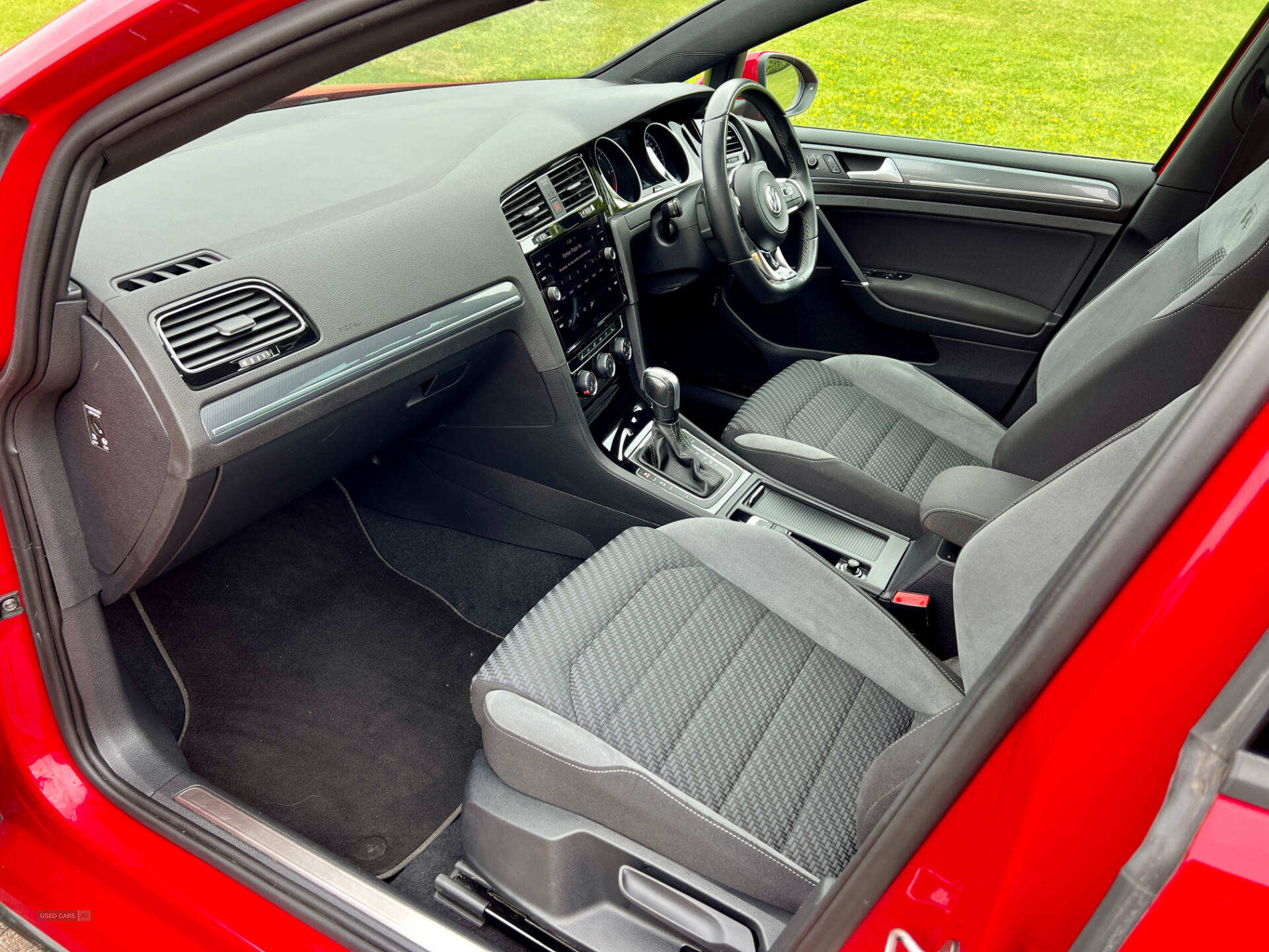 Oct 2019 Volkswagen Golf 2.0 TDI R-Line 5dr DSG