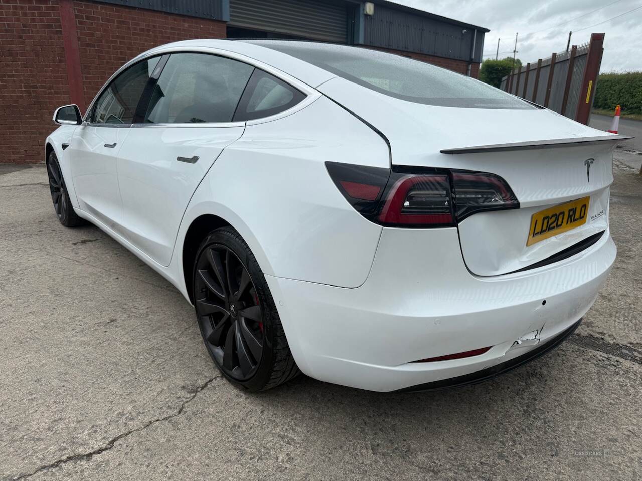 Mar 2020 TESLA Model 3 Performance AWD 4dr [Performance Upgrade] Auto