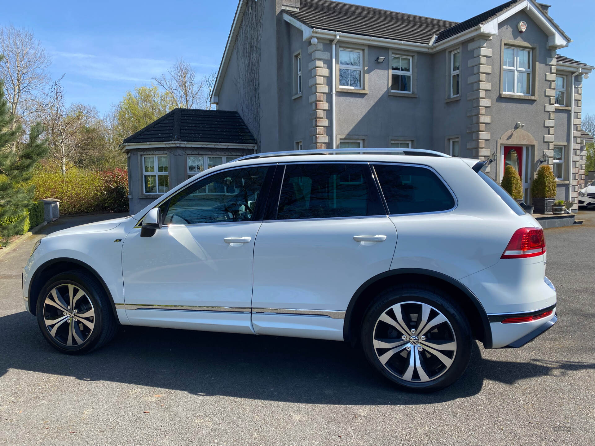 Jul 2015 Volkswagen Touareg 3.0 V6 TDI BlueMotion Tech 262 R-Line 5dr Tip Auto