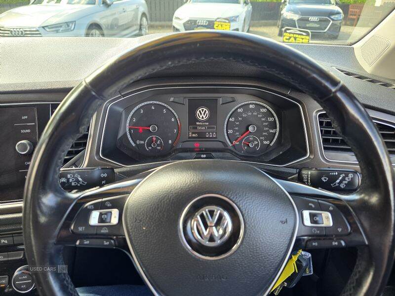 Mar 2018 Volkswagen T-Roc 1.0 TSI SE 5dr