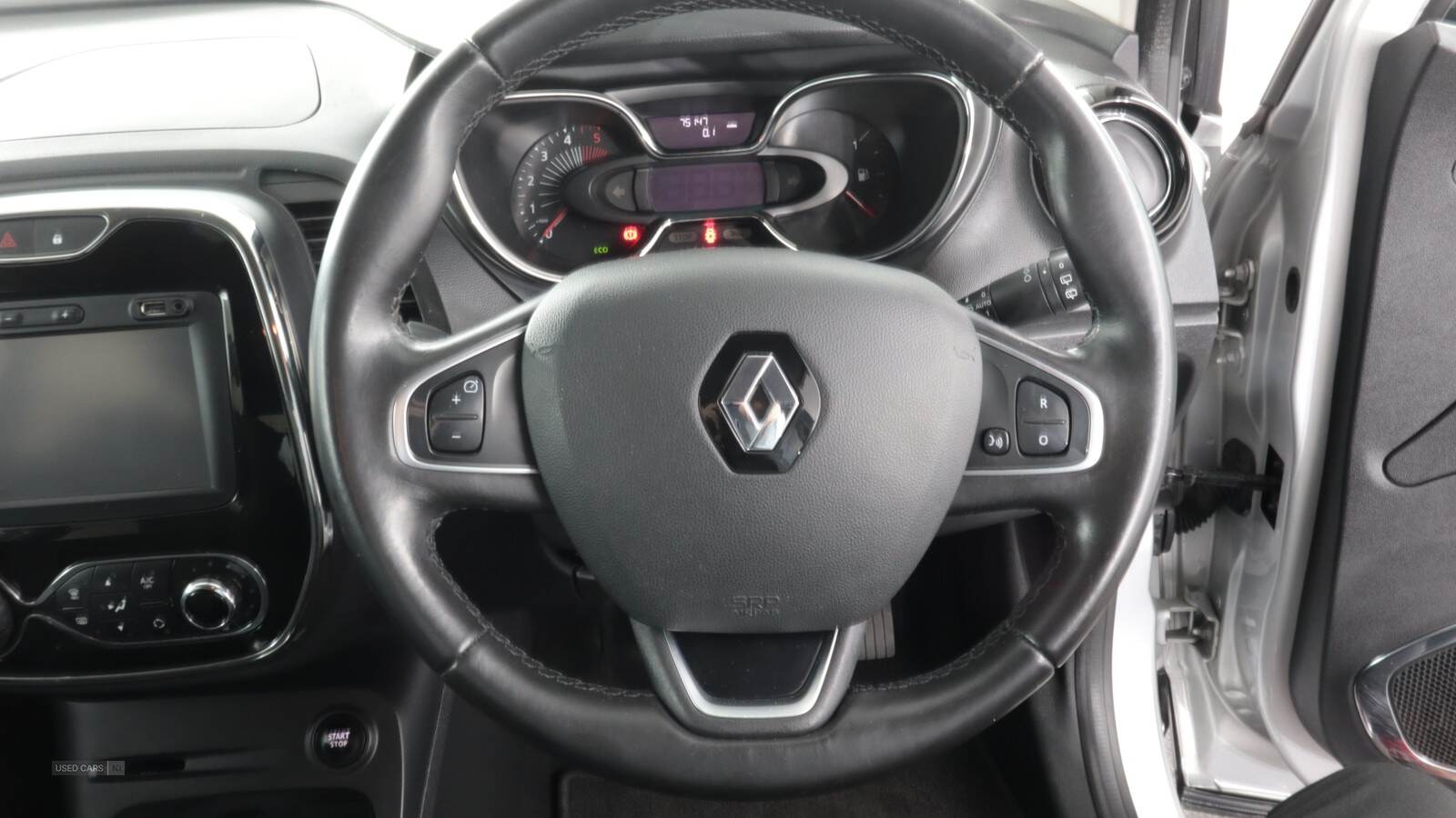 Apr 2016 Renault Captur 1.5 dCi 110 Dynamique S Nav 5dr
