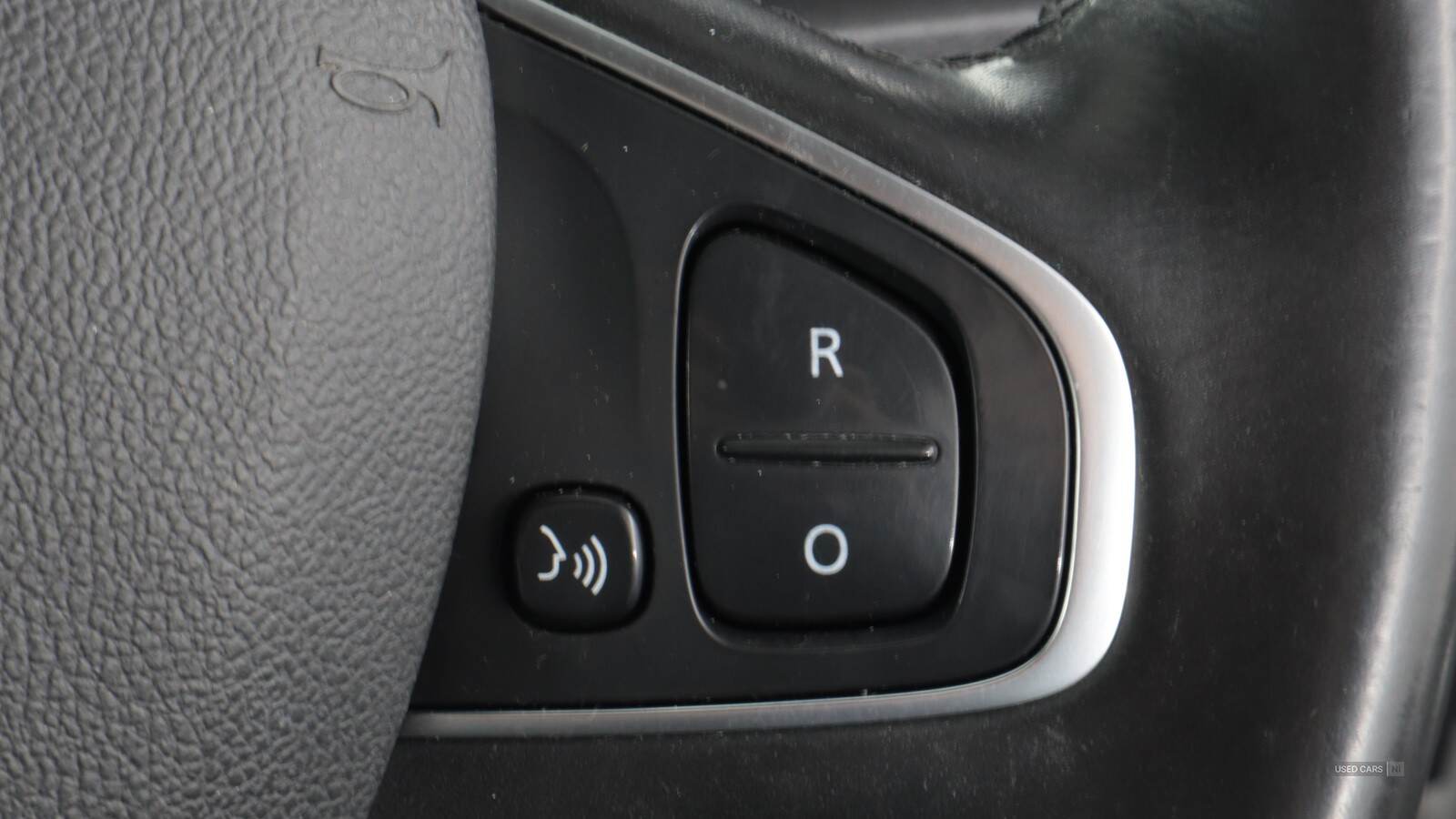 Apr 2016 Renault Captur 1.5 dCi 110 Dynamique S Nav 5dr