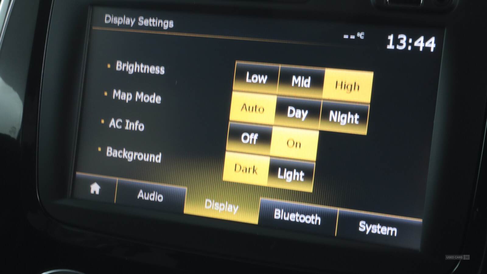 Apr 2016 Renault Captur 1.5 dCi 110 Dynamique S Nav 5dr
