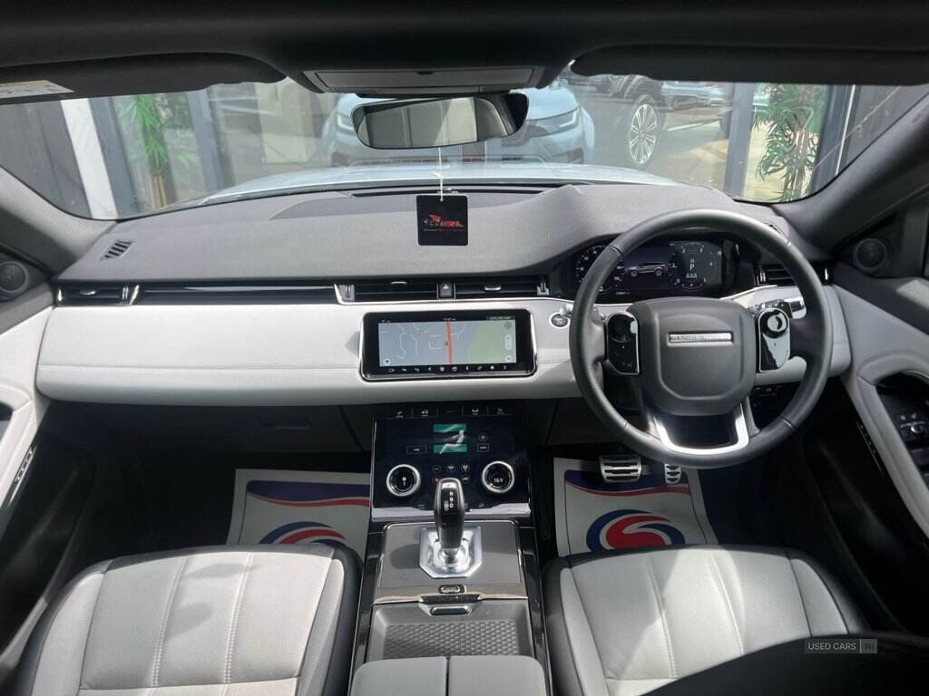 Mar 2020 Land Rover Range Rover Evoque 2.0 D180 R-Dynamic SE 5dr Auto