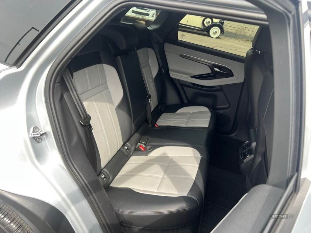 Mar 2020 Land Rover Range Rover Evoque 2.0 D180 R-Dynamic SE 5dr Auto