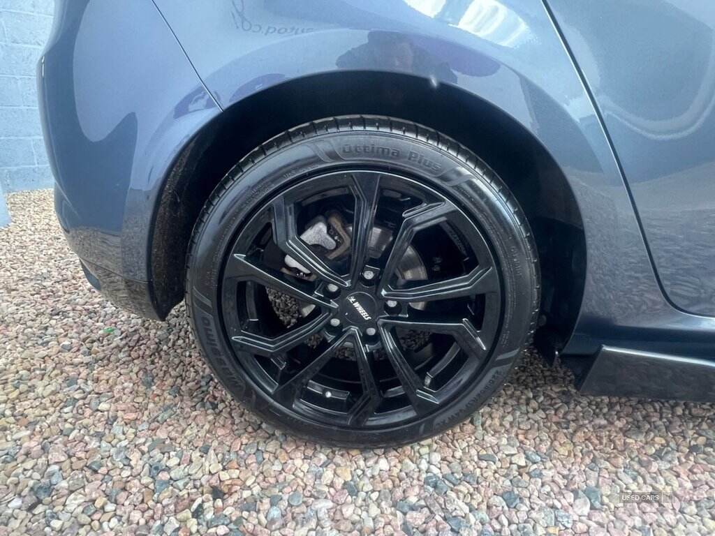 Nov 2017 Renault Megane 1.2 TCE Dynamique Nav 5dr