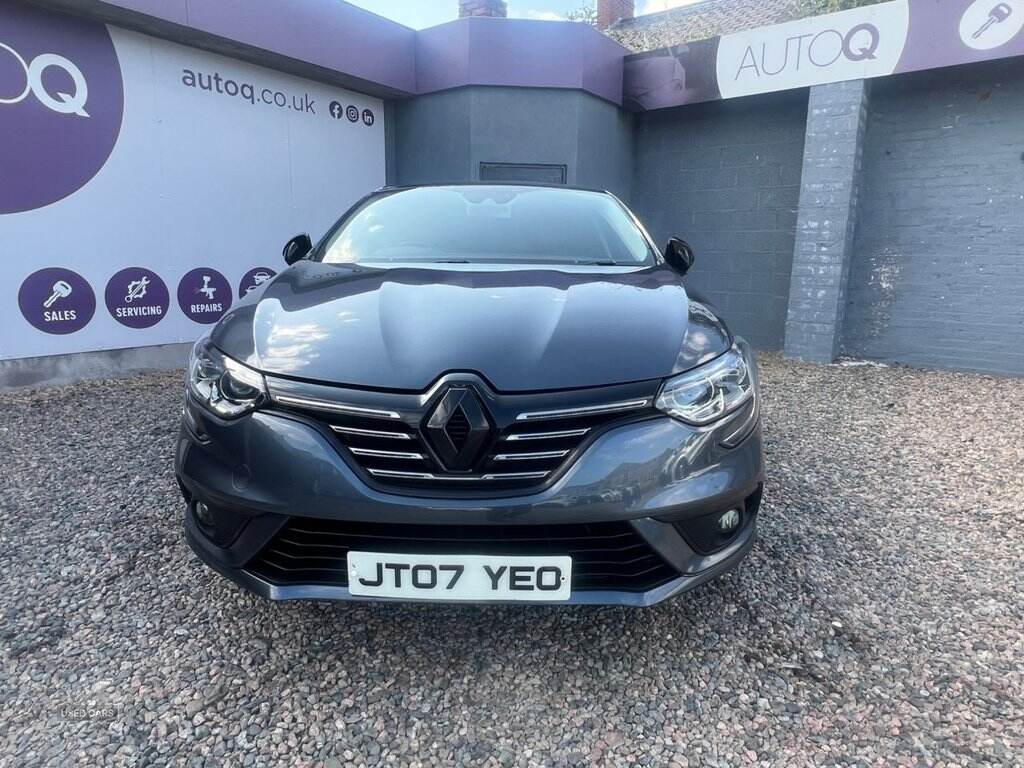 Nov 2017 Renault Megane 1.2 TCE Dynamique Nav 5dr