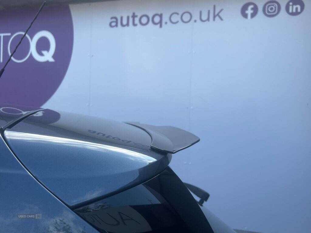 Nov 2017 Renault Megane 1.2 TCE Dynamique Nav 5dr