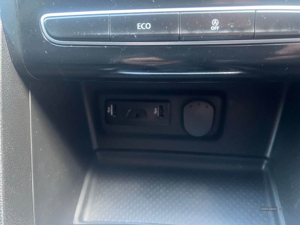 Nov 2017 Renault Megane 1.2 TCE Dynamique Nav 5dr