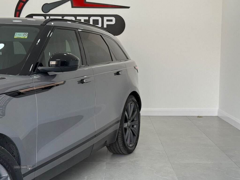 Mar 2020 Land Rover Range Rover Velar 3.0 D300 R-Dynamic HSE 5dr Auto