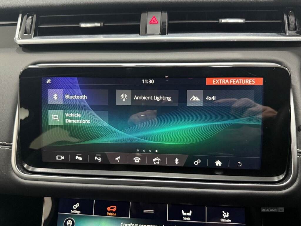 Mar 2020 Land Rover Range Rover Velar 3.0 D300 R-Dynamic HSE 5dr Auto
