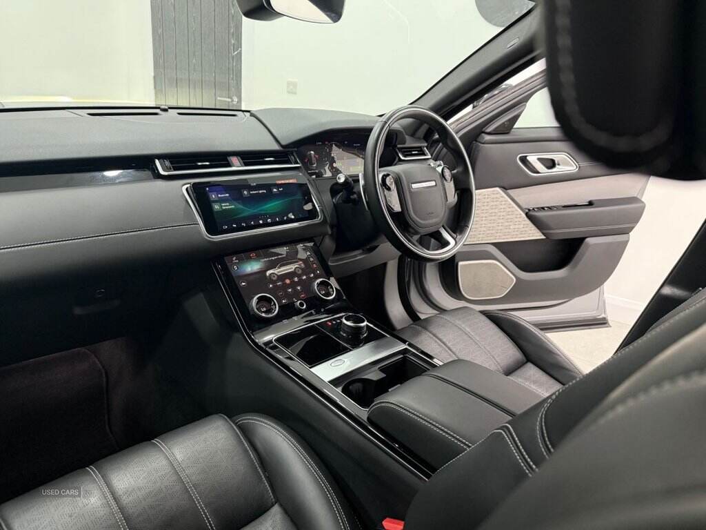 Mar 2020 Land Rover Range Rover Velar 3.0 D300 R-Dynamic HSE 5dr Auto