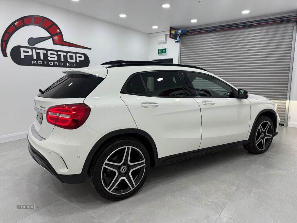 Mar 2016 Mercedes-Benz GLA GLA 220d 4Matic AMG Line 5dr Auto [Prem Plus]