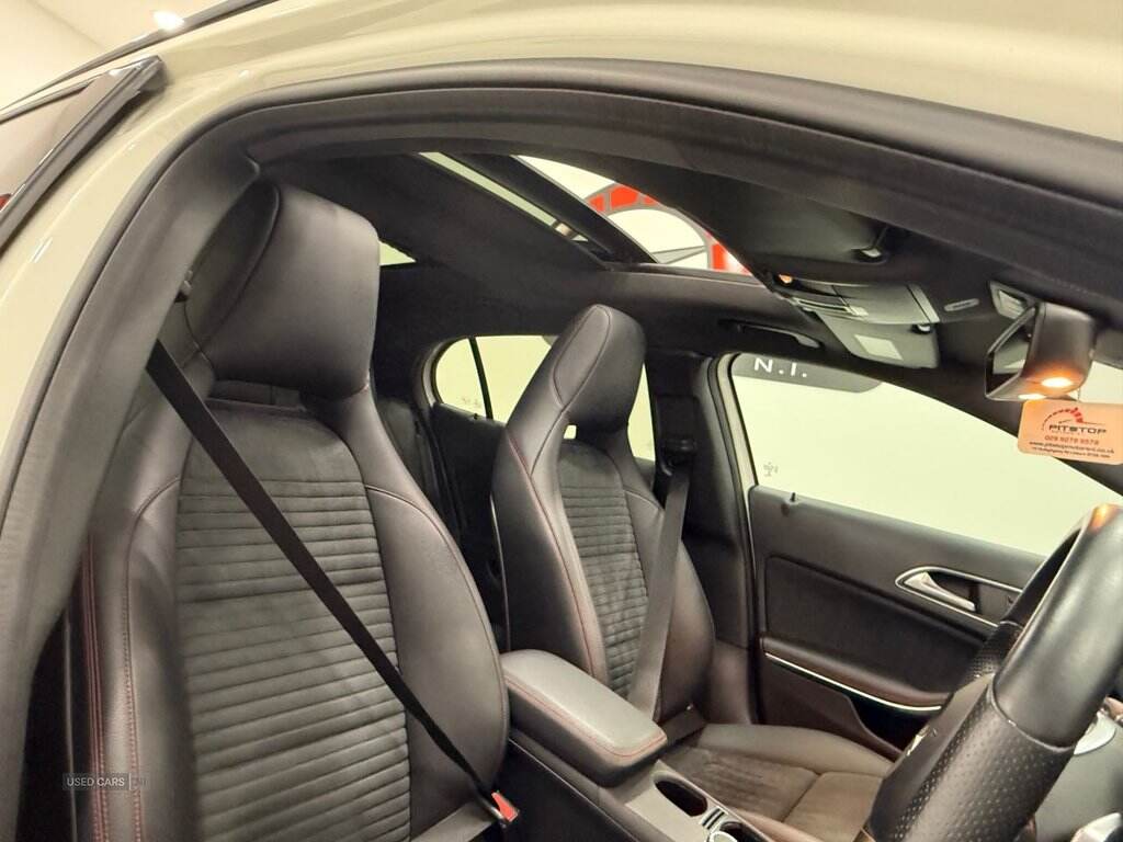 Mar 2016 Mercedes-Benz GLA GLA 220d 4Matic AMG Line 5dr Auto [Prem Plus]