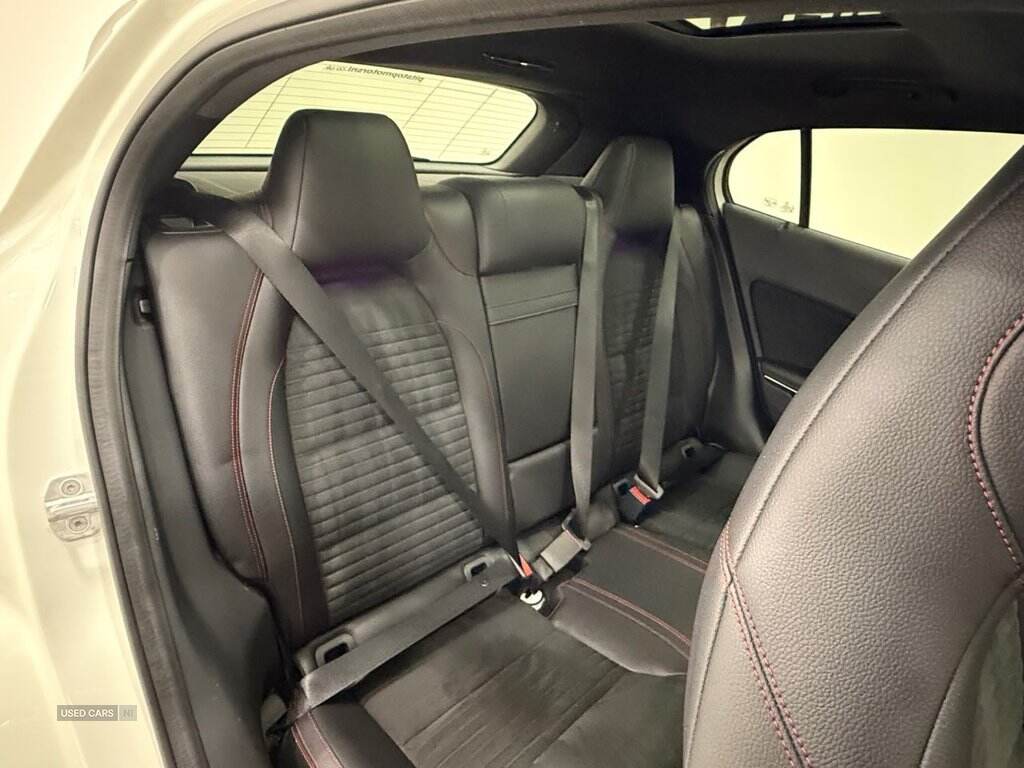 Mar 2016 Mercedes-Benz GLA GLA 220d 4Matic AMG Line 5dr Auto [Prem Plus]