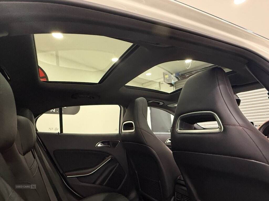 Mar 2016 Mercedes-Benz GLA GLA 220d 4Matic AMG Line 5dr Auto [Prem Plus]