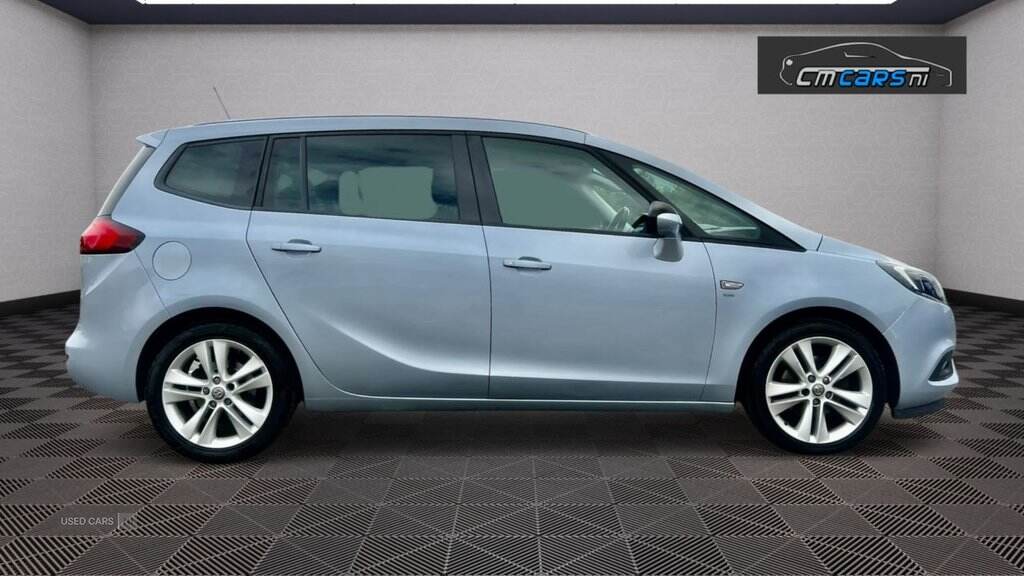 Apr 2018 Vauxhall Zafira Tourer 1.4T SRi Nav 5dr