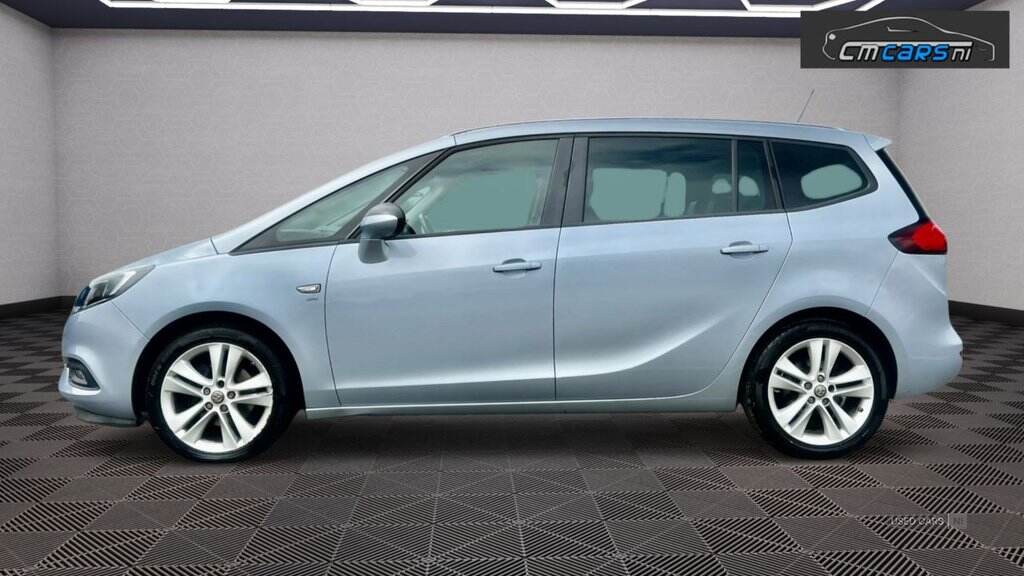 Apr 2018 Vauxhall Zafira Tourer 1.4T SRi Nav 5dr