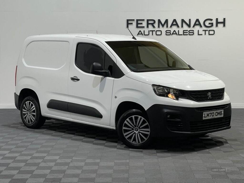 Jan 2021 Peugeot Partner 1000 1.5 BlueHDi 100 Professional Van