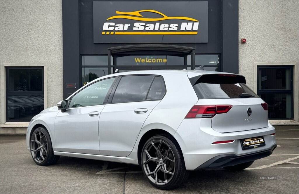 Feb 2023 Volkswagen Golf 2.0 TDI Life 5dr DSG