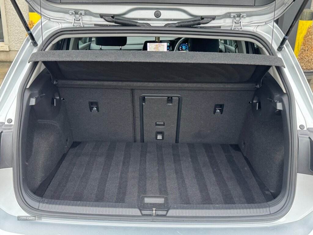 Feb 2023 Volkswagen Golf 2.0 TDI Life 5dr DSG