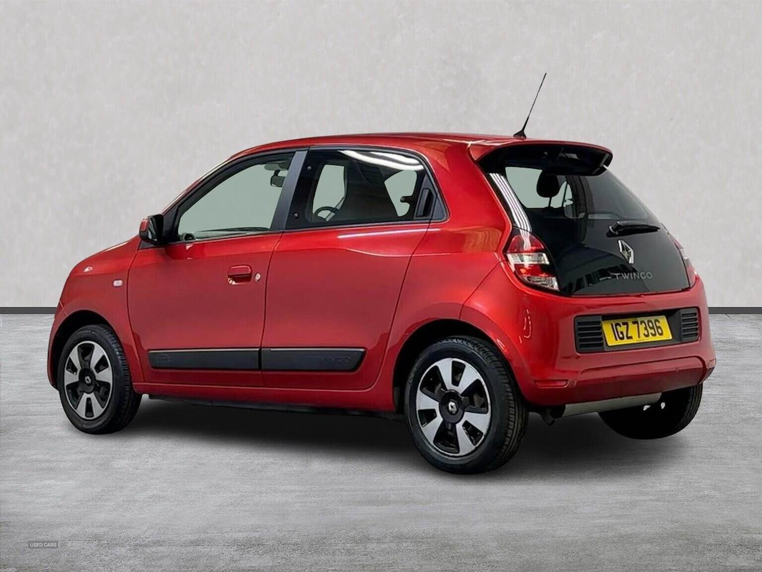 Jan 2018 Renault Twingo 1.0 Sce Play 5Dr