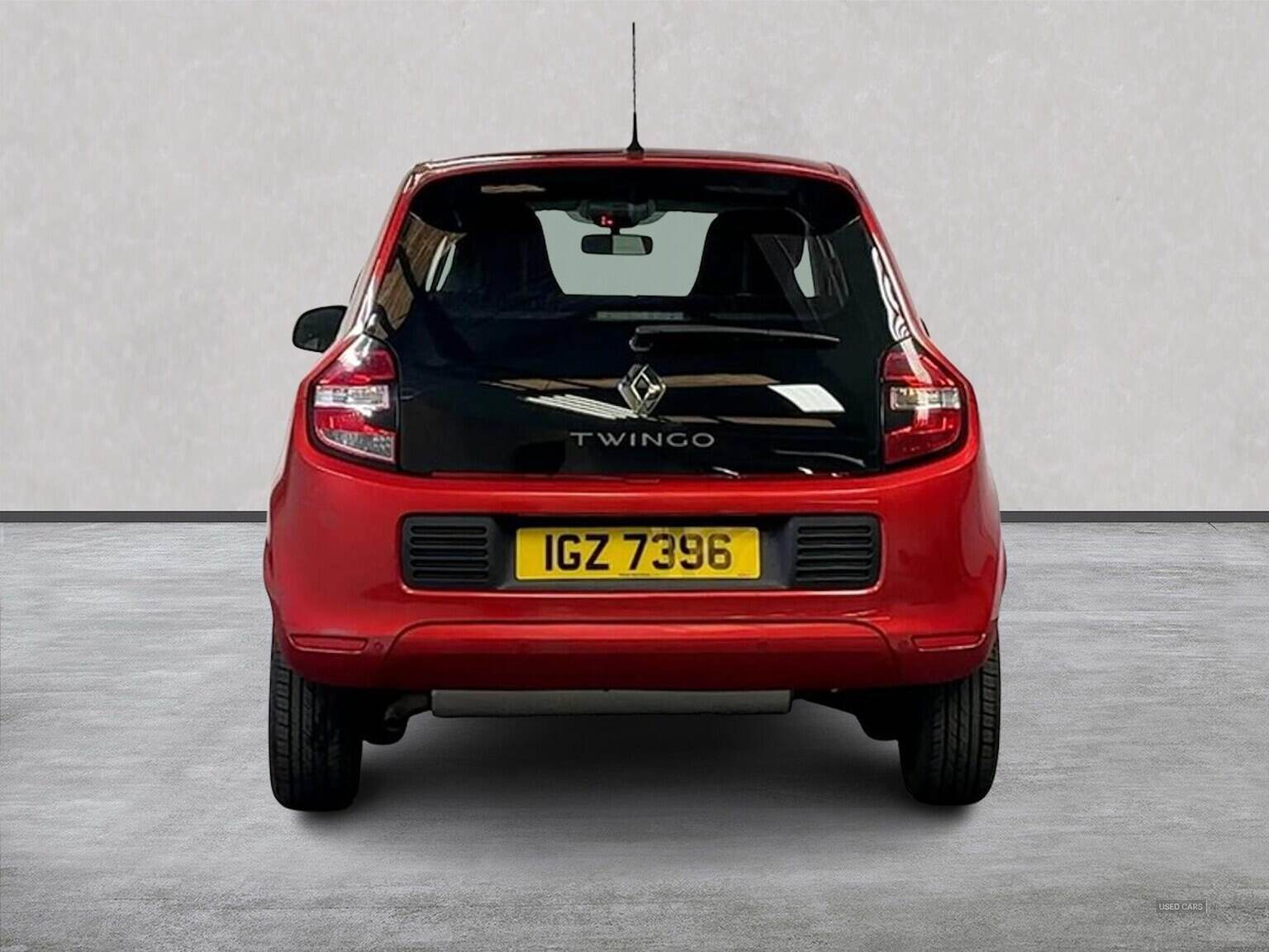 Jan 2018 Renault Twingo 1.0 Sce Play 5Dr